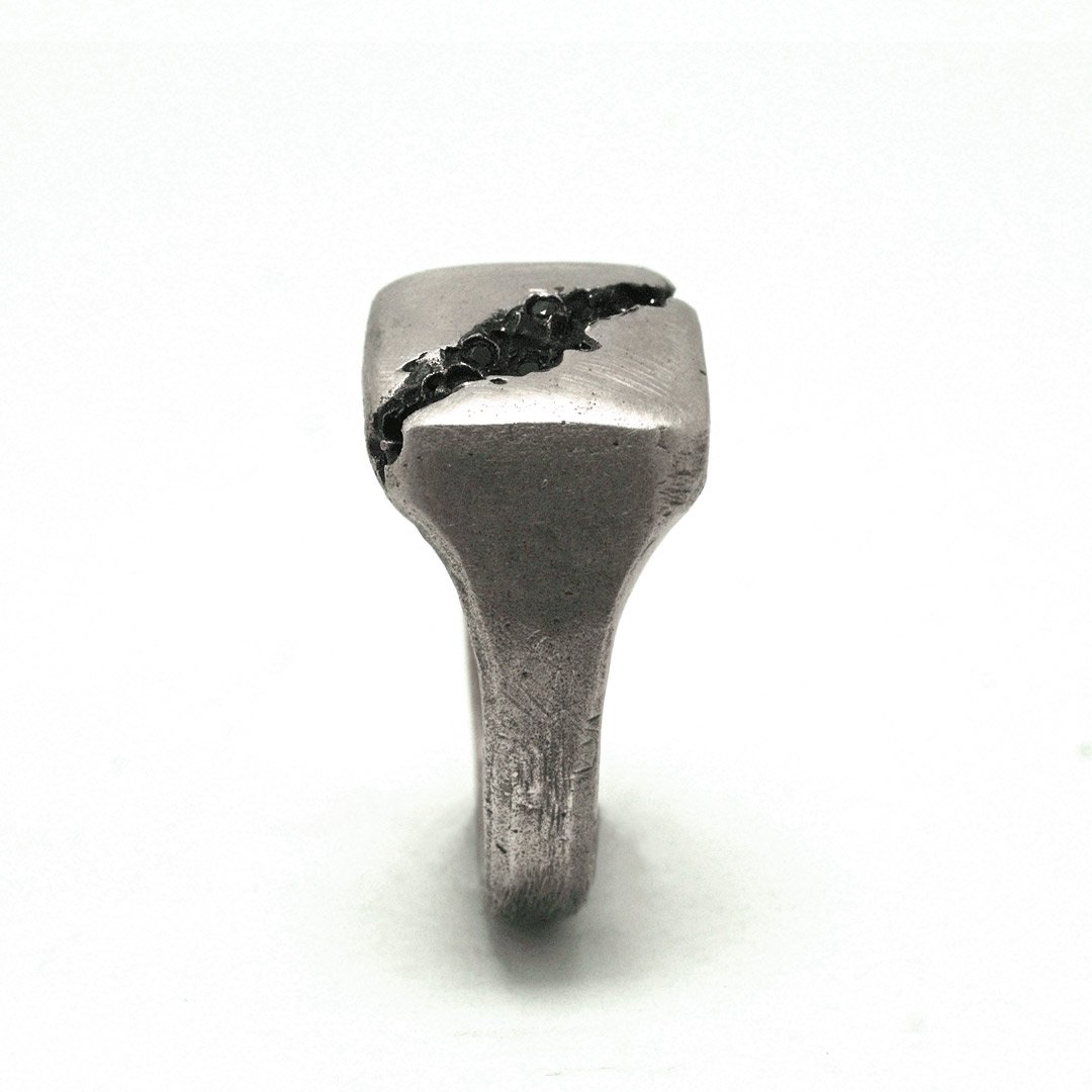 sinset-jewelry-deficit-jewelry-Fractured-Signet-Ring