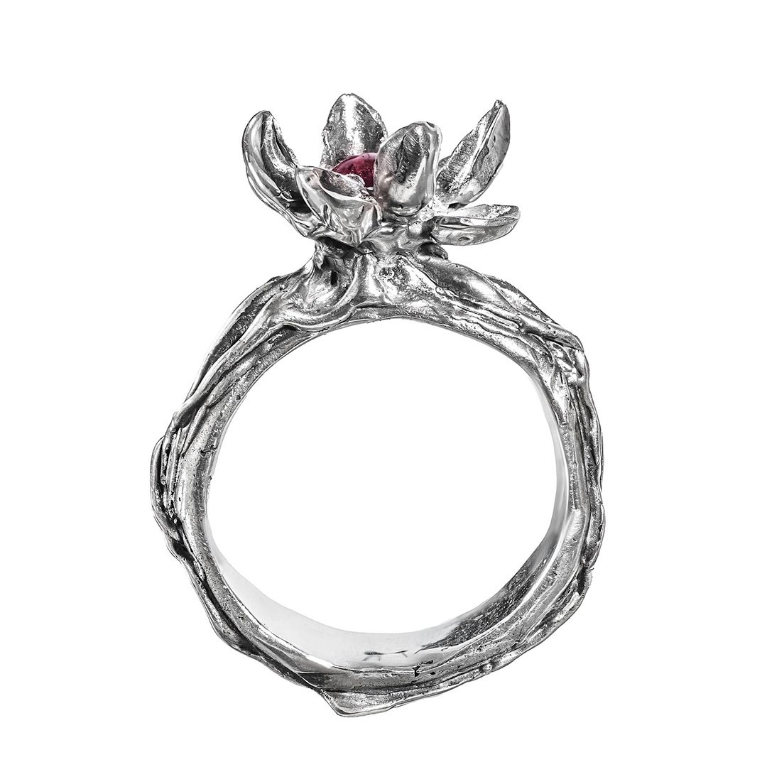 sinset-jewelry-anna-sammel-jewelry-Rooted-Bloom-Ring